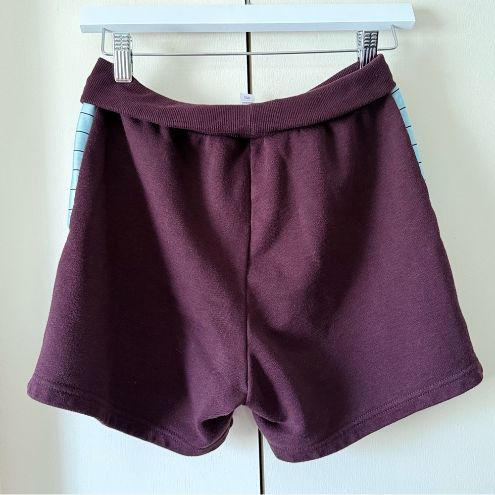 Adidas Football Tiro striped side panel shorts in burgundy red & light blue 🩵 - Picture 5 of 8